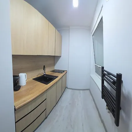 Apartament Patio Antresol 1 *